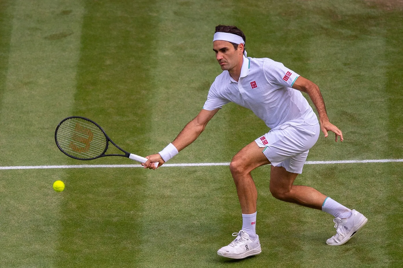 Roger Federer’s  Uniqlo Outfit for Wimbledon 2021