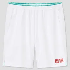 Roger Federer’s  Uniqlo Outfit for Wimbledon 2021