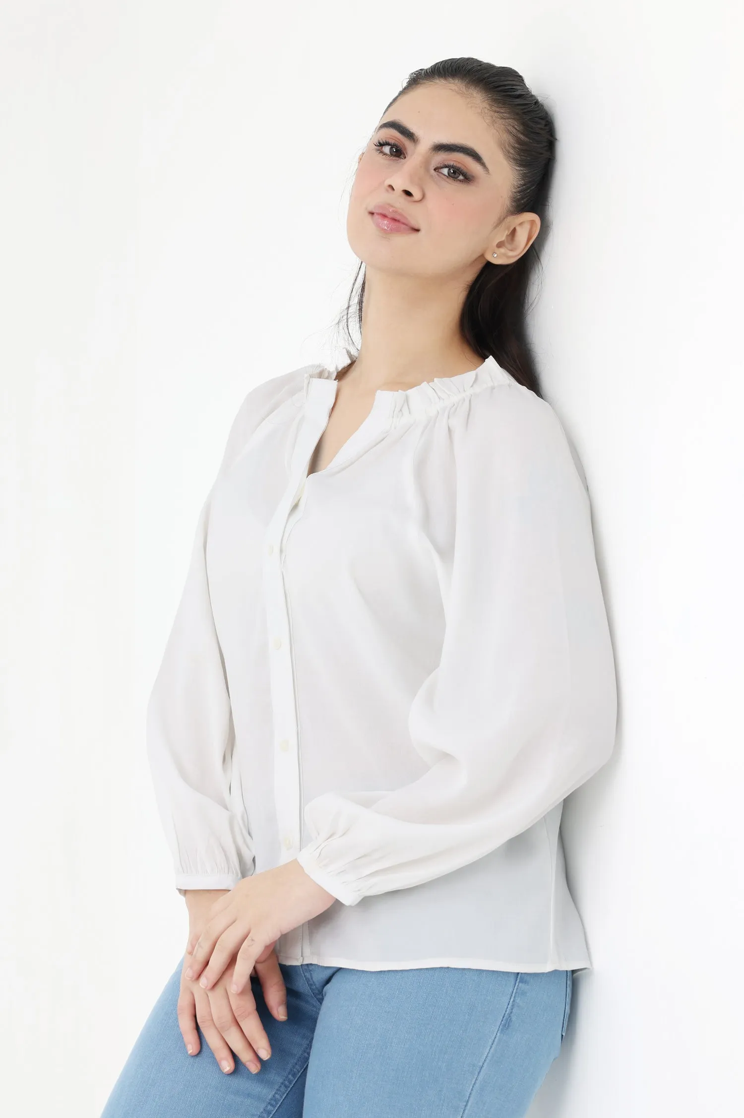 RUFFLE ELEGANCE TOP-WHITE
