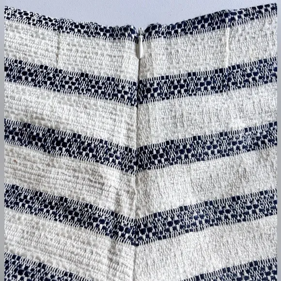 Sail to Sable Navy Stripe Jacquard Shorts Size 0