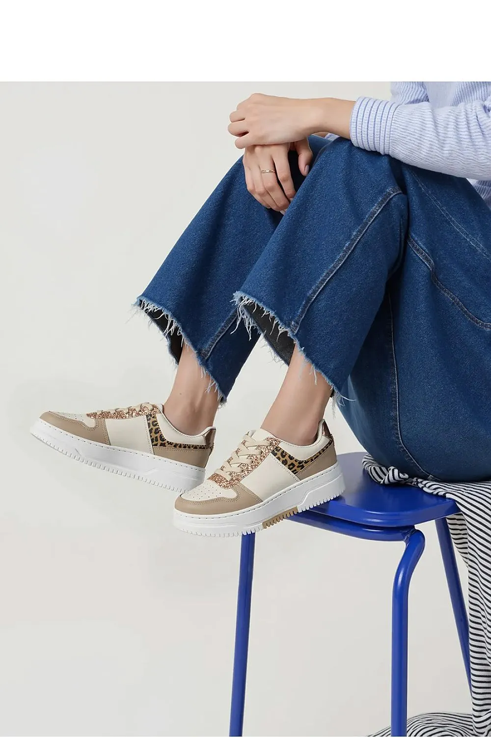 Sport Shoes