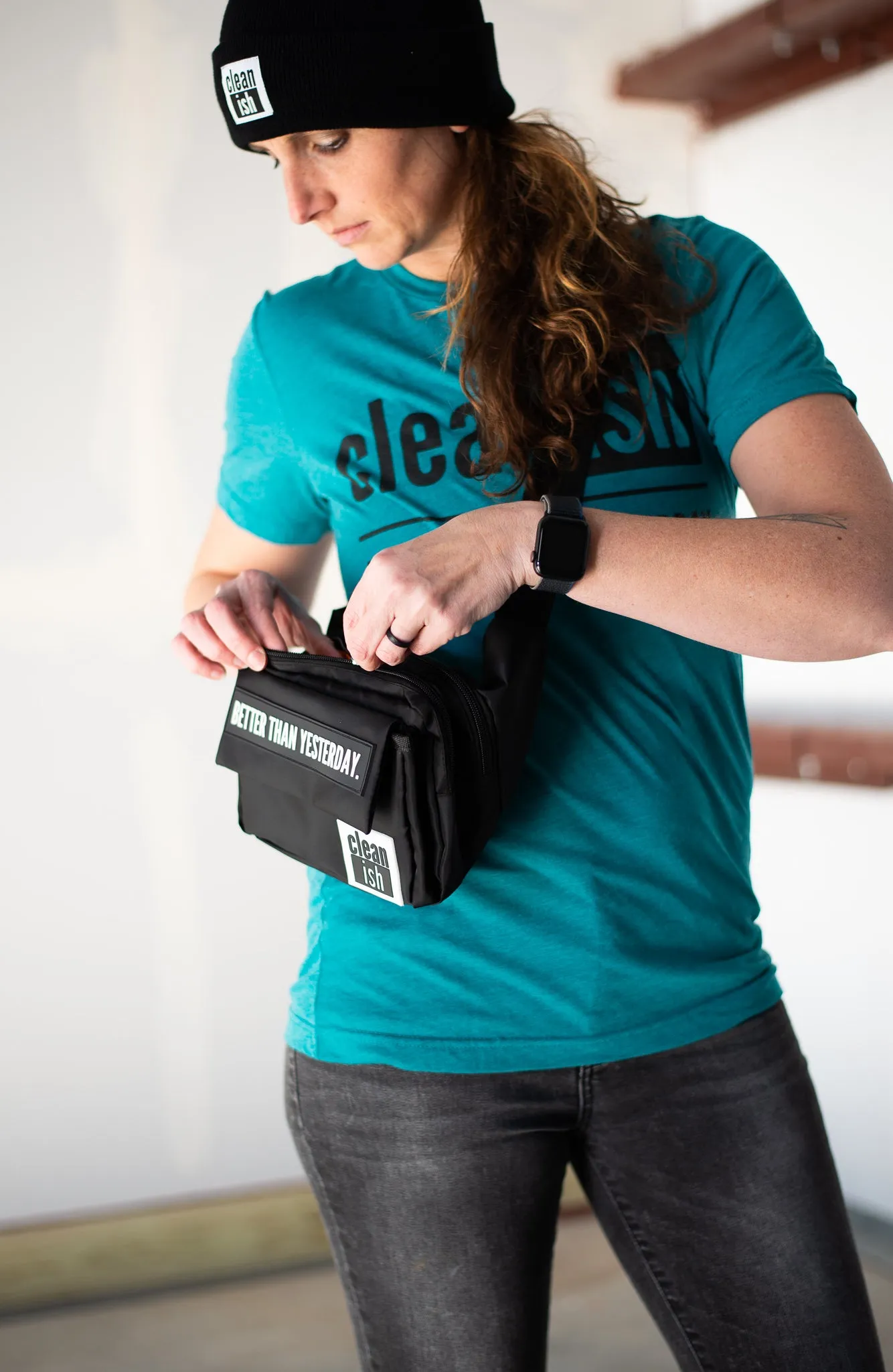 TEE - TEAL