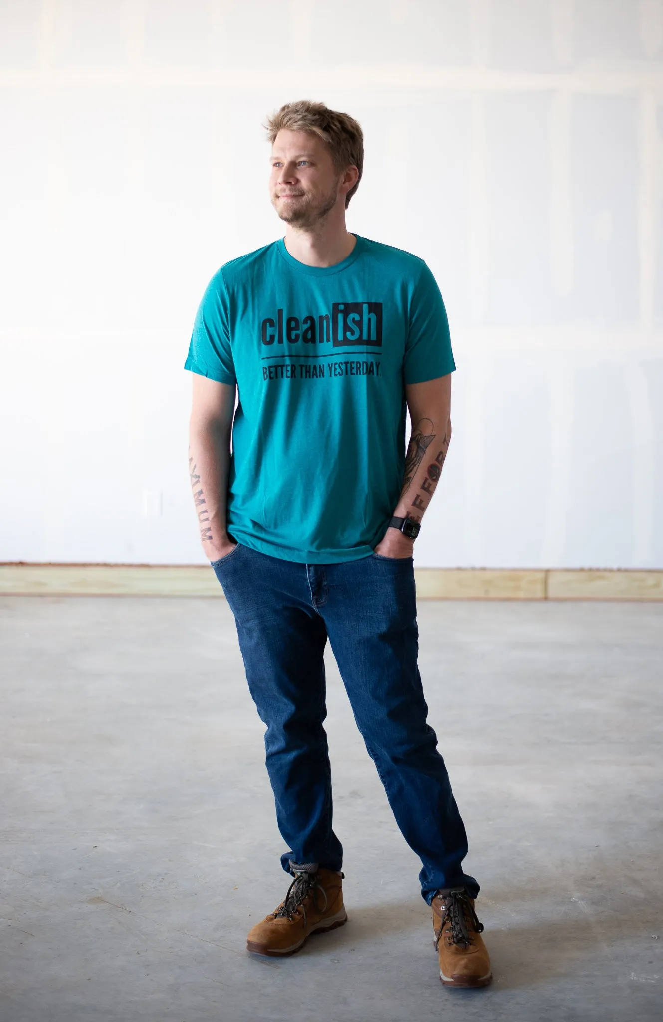 TEE - TEAL