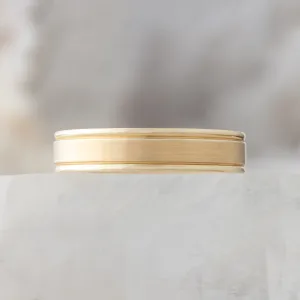 The Classic Men's Wedding Band | 14K Yellow Gold