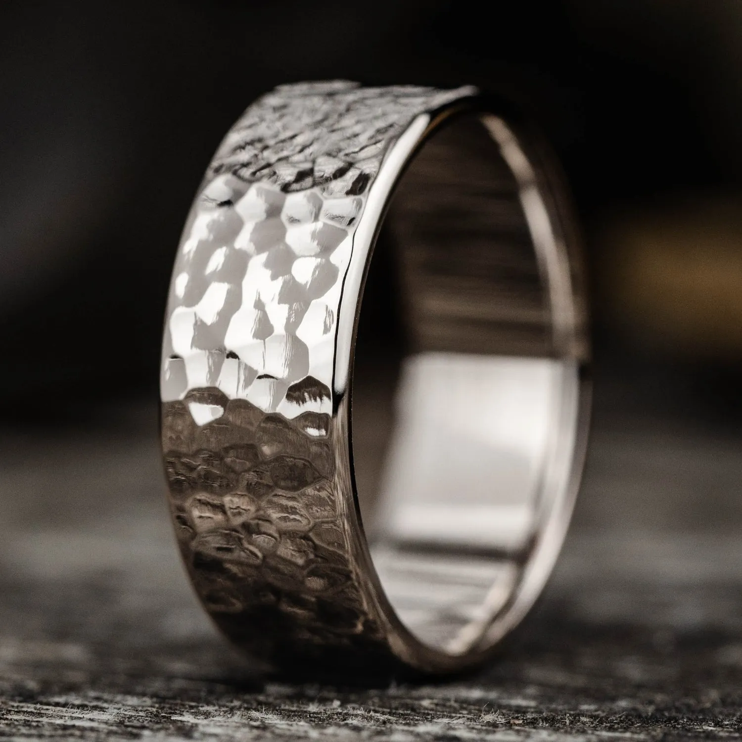 The Marsh | 7mm & 8mm Men's Hammered White Gold Wedding Band