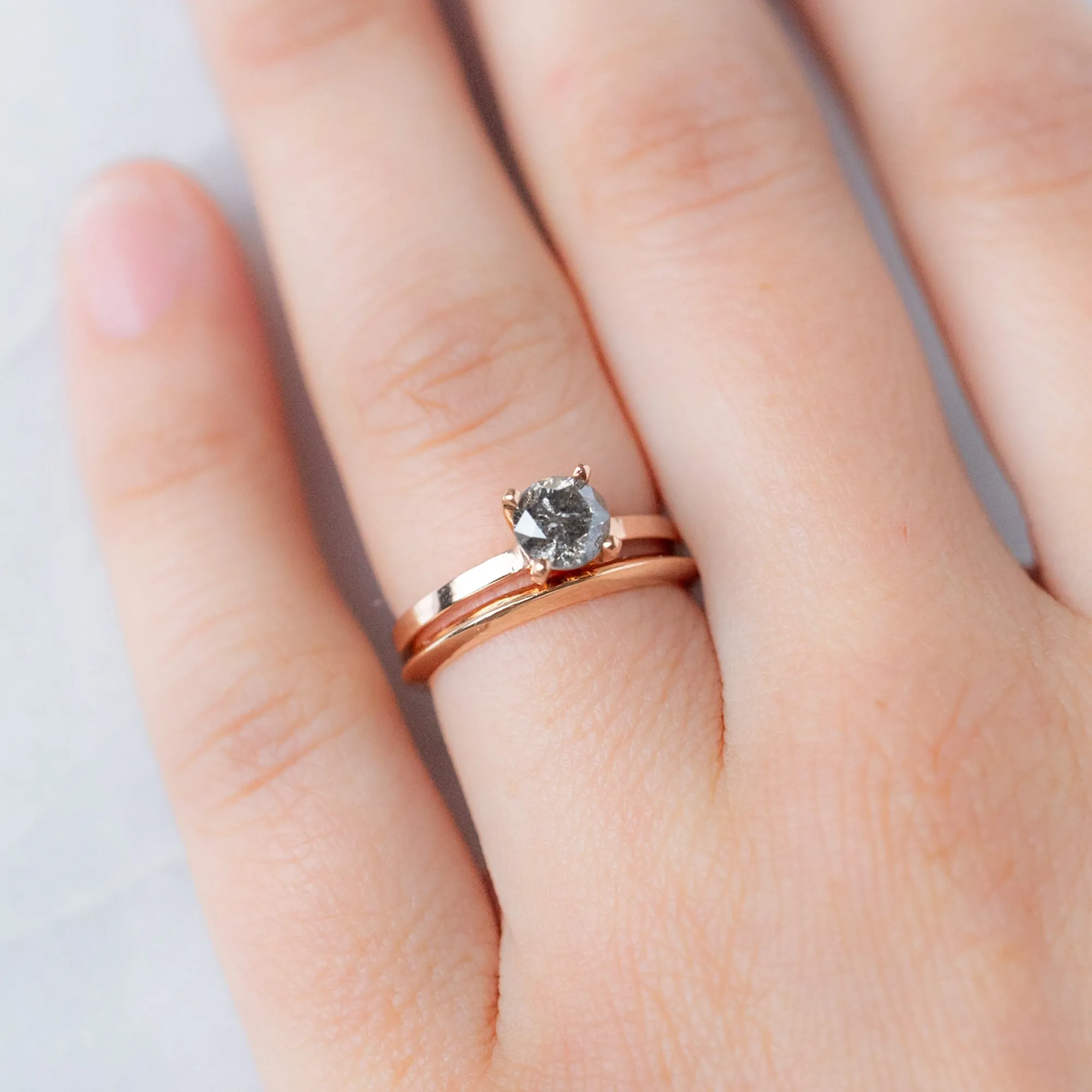 The Unisex Gold Knife Edge Band | 14K Rose Gold