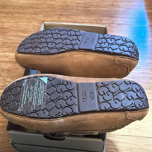 Ugg Kids Moccasins