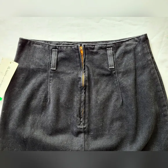 Vintage HUNT CLUB Brushed Black Denim Jean Skirt - Size 8P  (NWT)