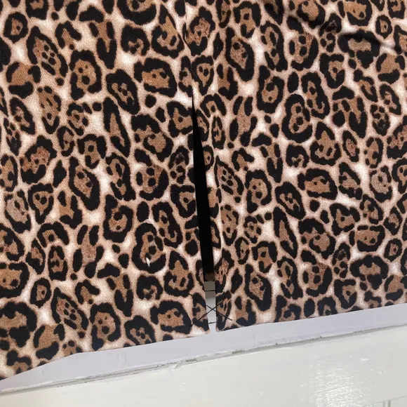 White House Black Market Leopard Print Pencil Skirt work