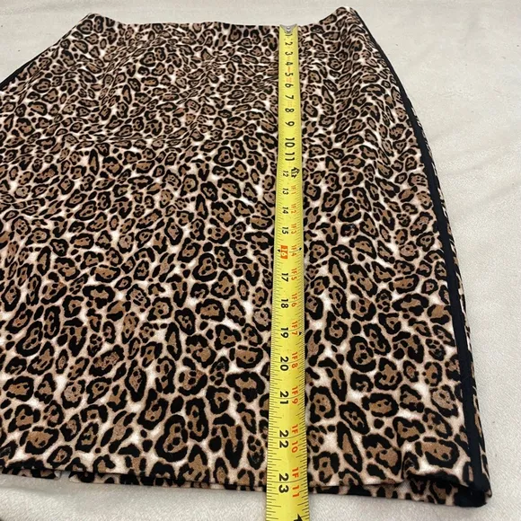 White House Black Market Leopard Print Pencil Skirt work