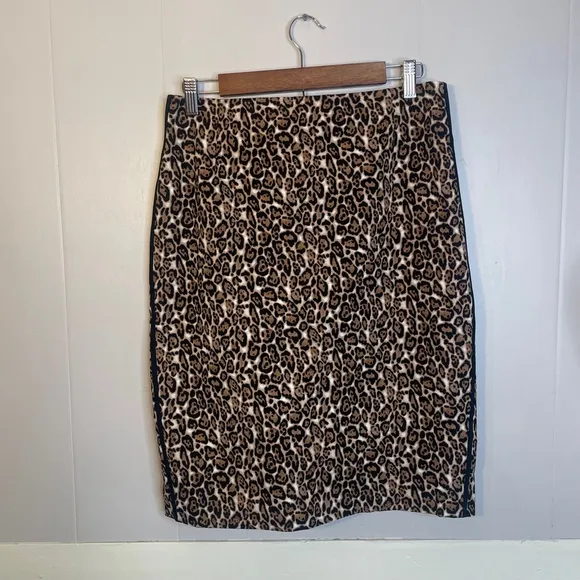 White House Black Market Leopard Print Pencil Skirt work