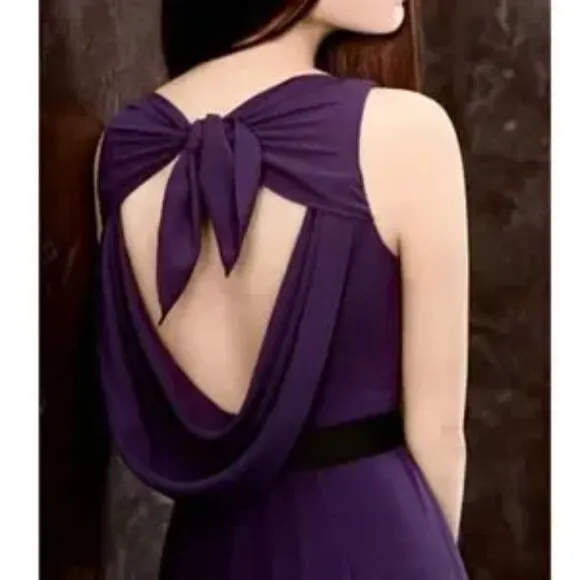 White by Vera Wang Gown Cowl Back Sash Black Tie Bridesmaid Formal Sz 8 VW360069