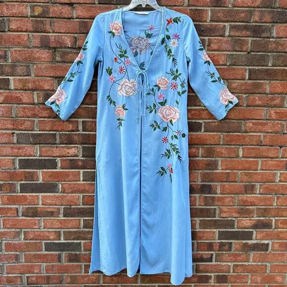 Zara Trafaluc Denimwear Floral Embroidered Kimono Light Denim Button Tie Small